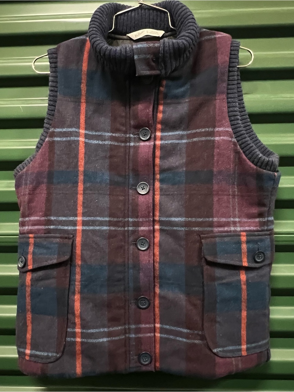 Woolrich Plaid Quilted Vest in Burgundy, Navy and Orange Accents Size Medium